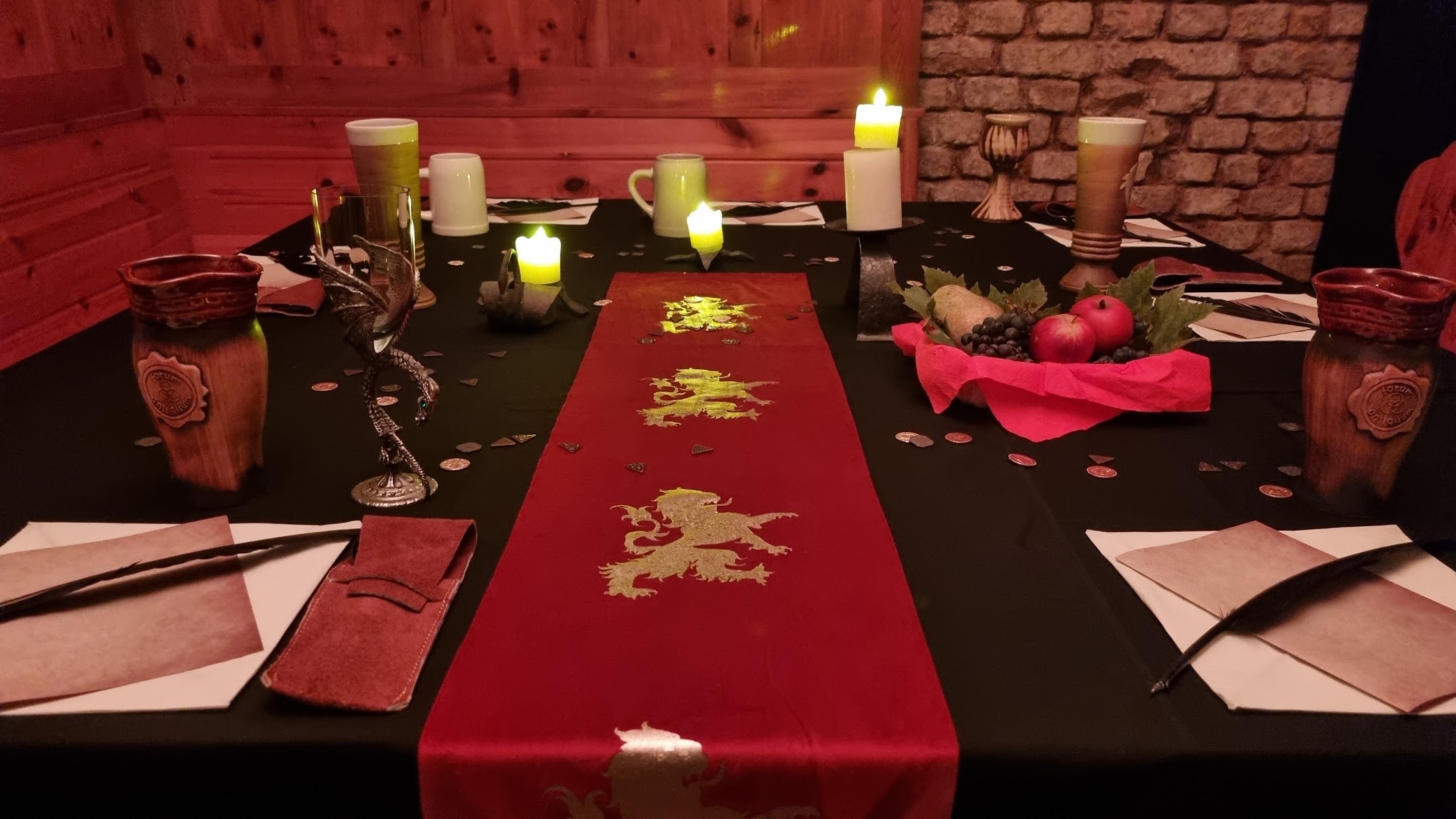 Esstisch im Rittersaal
